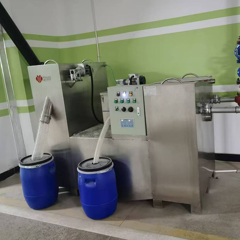 广州亚运城安装现场 油水分离设备工程案例